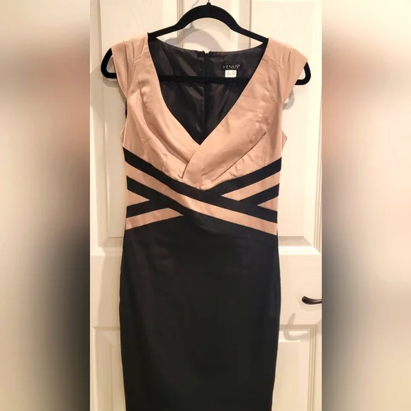 venus brown dress VENUS Flutter Sleeve Dress | Brown Multi